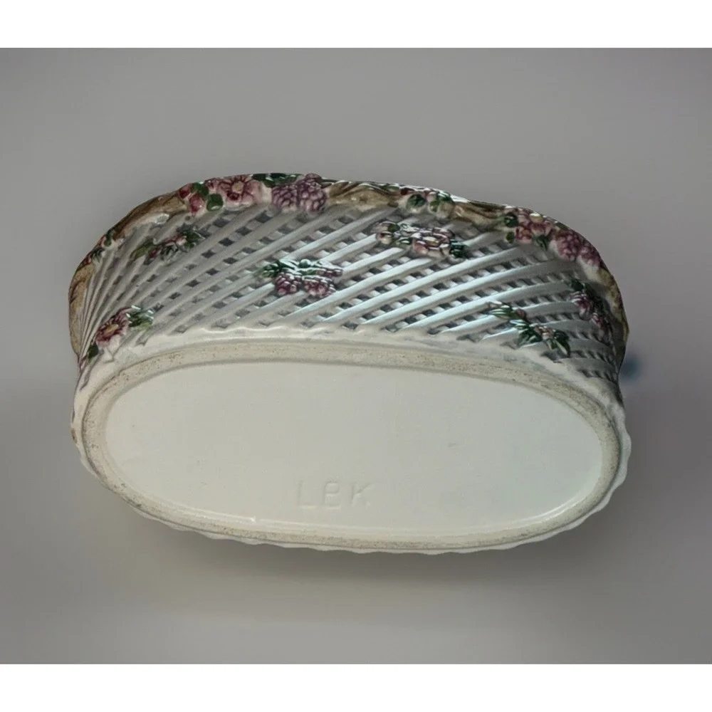 Vintage LBK Basket Weave Ceramic Planter‎ Heart Flowers Fruit